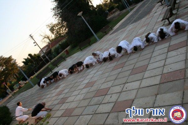 2-3/12/2011 מחנה אימונים של סוף שבוע בהשתתפות מורה אורח מחו''ל. 