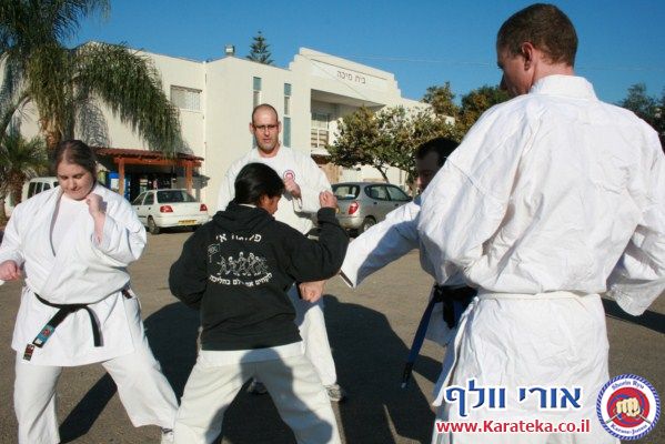 2-3/12/2011 מחנה אימונים של סוף שבוע בהשתתפות מורה אורח מחו''ל. 