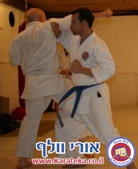 16/2/2012 עיבל נבחן לחגורה חומה וטל נבחן לחגורה צהובה. הבחינה ערכה כשלוש שעות. עיבל וטל הפגינו רוח אדירה ועברו את הבחינה בהצלחה. 