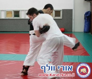 5/2013 תלמידי קבוצת הבוגרים ''משחקים'' לפני תחילת האימון
