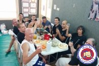 ארוחת צהריים ביום השני של מחנה האימונים של בית הספר לאמנויות לחימה והגנה עצמית בהדרכת אורי וולף